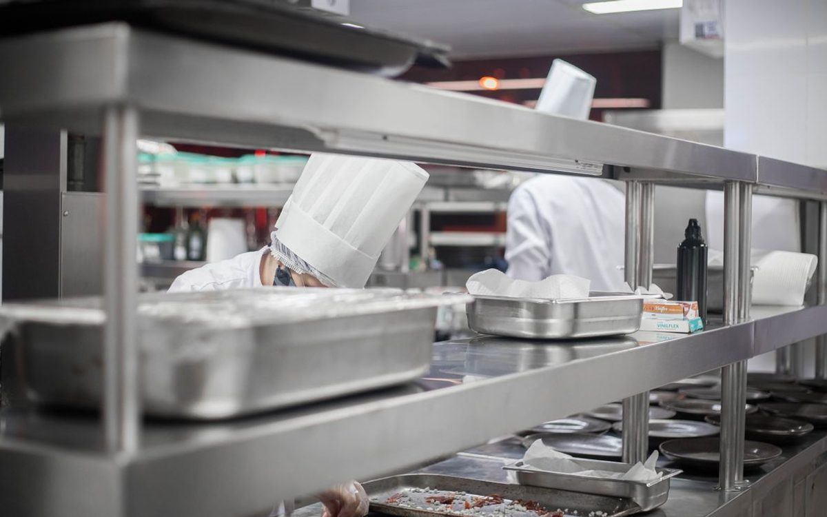 La FSAI Aplica 13 Órdenes de Clausura a Negocios Alimentarios en Junio