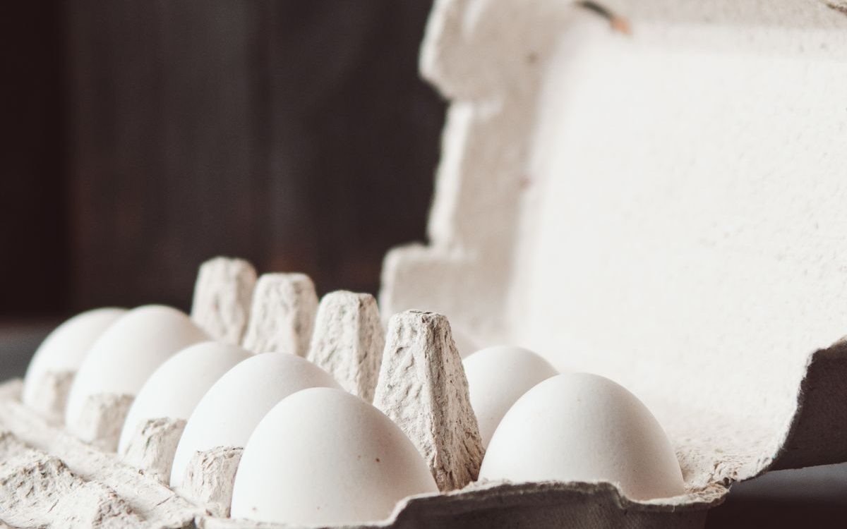 El ECDC Investiga un Brote de Salmonella en Siete Países Europeos Vinculado a Huevos Importados