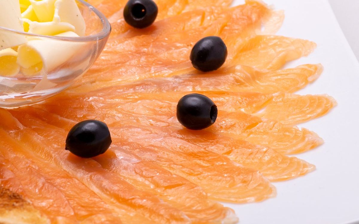 Double rappel en Italie: Carpaccio de saumon et fromage de brebis en raison de Listeria